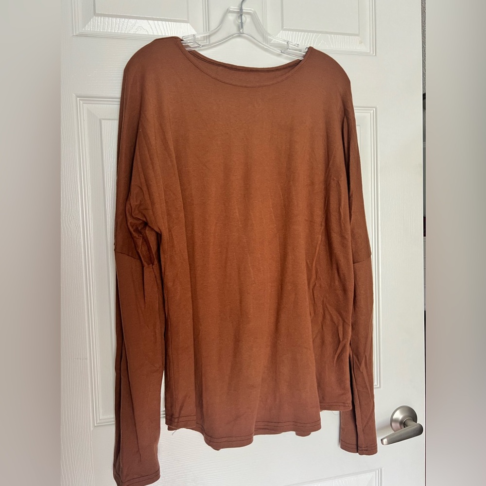 Women’s brown long sleeve top